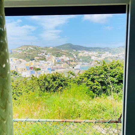 Casa Ninetta - Immobilevante Ponza Buitenkant foto