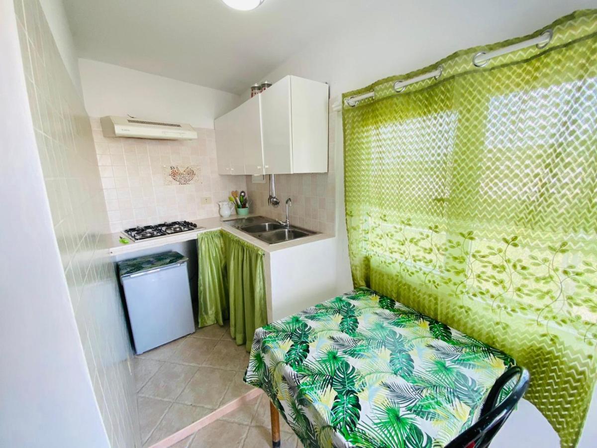 Casa Ninetta - Immobilevante Ponza Buitenkant foto
